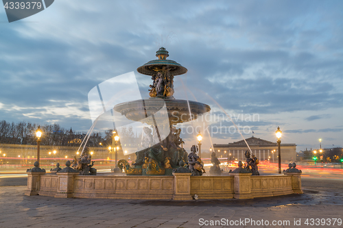 Image of Fountain at Place de la Concord in Paris 