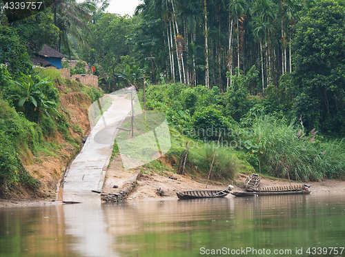 Image of Boat landing at the Tanintharyi River