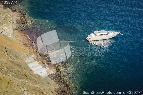 Image of a boat in the ocean