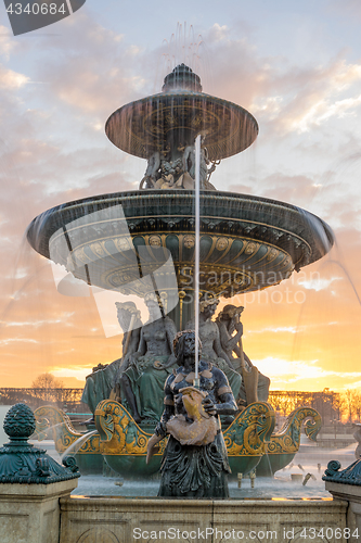 Image of Fountain at Place de la Concorde in Paris 