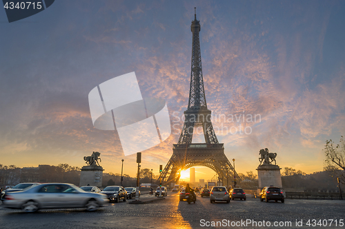 Image of Paris, with the Eiffel Tower