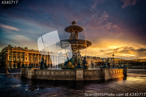 Image of Fountain at Place de la Concorde in Paris 