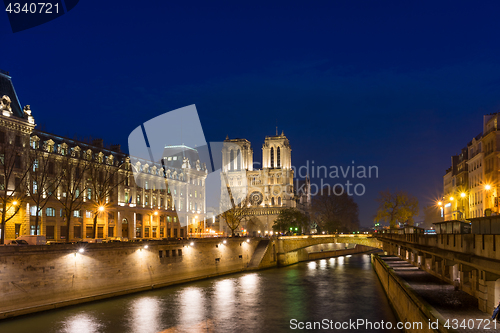 Image of Paris notre Dame