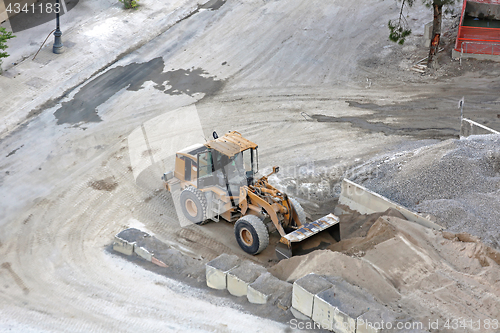 Image of Loader