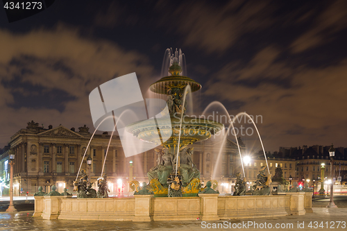 Image of Fountain at Place de la Concorde in Paris 