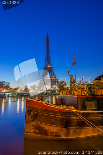 Image of The Eiffel tower at sunrise in Paris