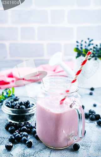 Image of blueberry smoothie 