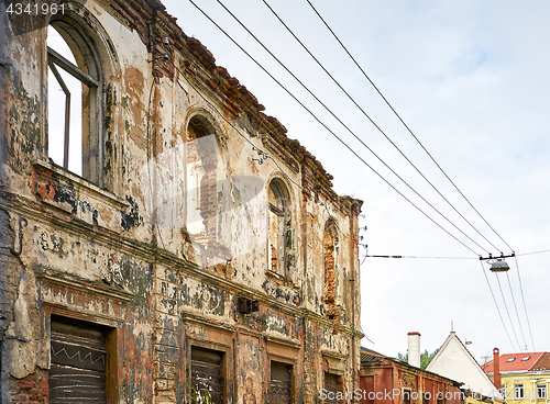 Image of old damaged building