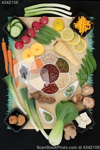 Image of Fresh and Dried Macrobiotic Food