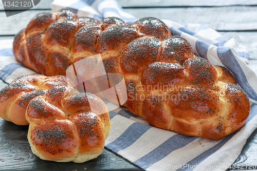 Image of Fresh challah bread for Shabbat.