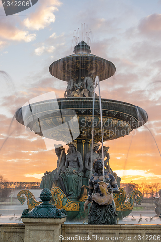 Image of Fountain at Place de la Concorde in Paris 