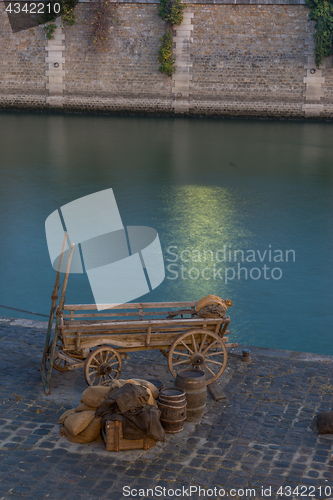 Image of Old Paris docks