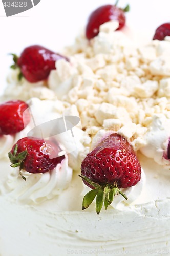 Image of Strawberry meringue cake