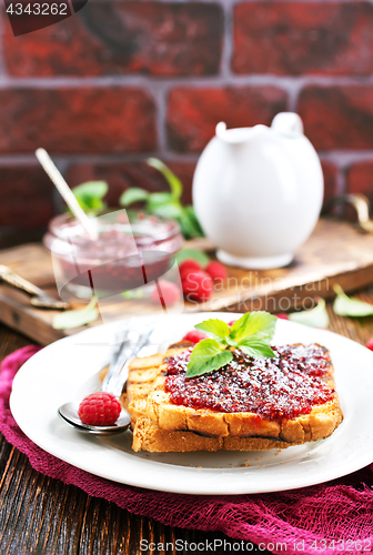 Image of pancakes with jam 