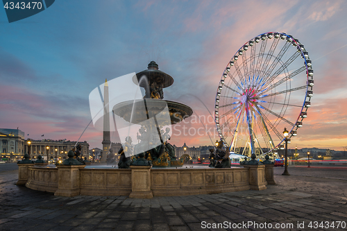 Image of Fountain at Place de la Concorde in Paris 