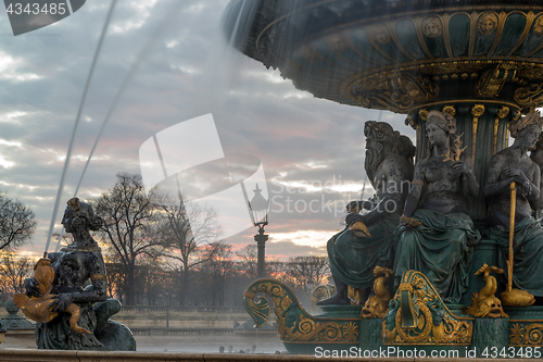 Image of Fountain at Place de la Concord in Paris 