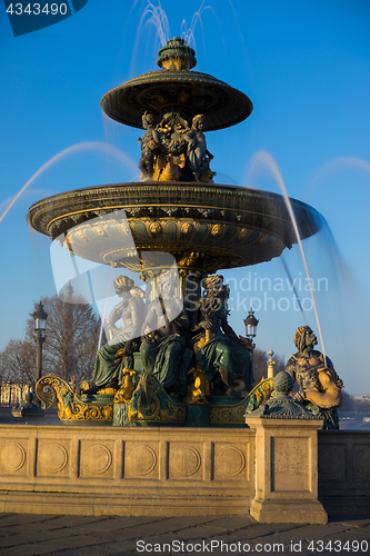 Image of Fountain at Place de la Concord in Paris 