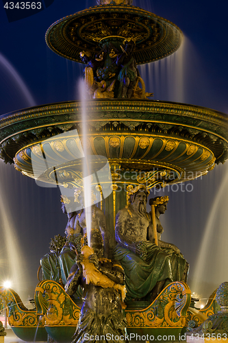 Image of Fountain at Place de la Concorde in Paris 