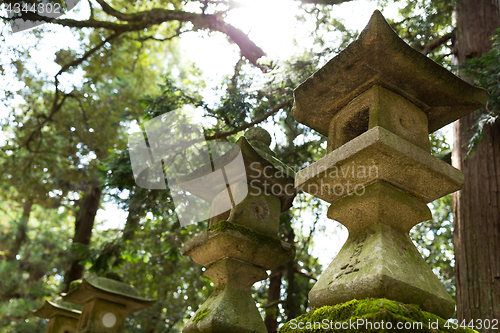 Image of Japanese temple and lantern