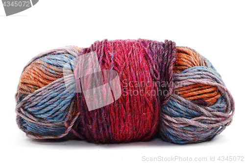 Image of ball of varicoloured wool