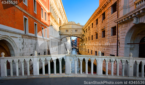 Image of Bridge of Sighs in Venice