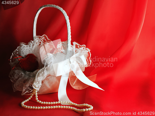 Image of bridal basket