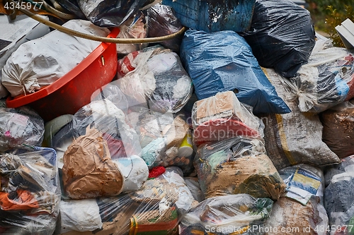 Image of Mountain of trash