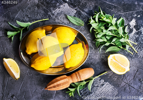 Image of lemons with mint