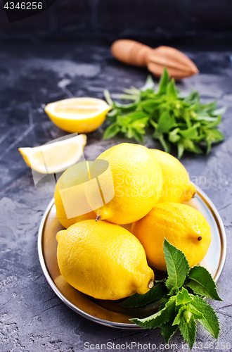 Image of lemons with mint