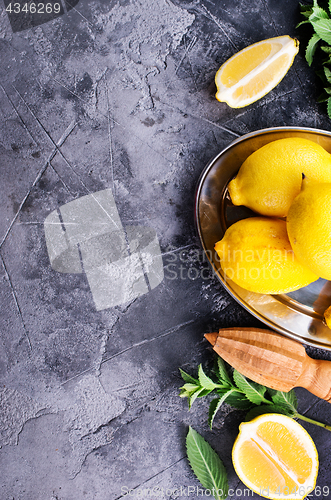 Image of lemons with mint