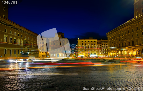 Image of Venice square in Rome