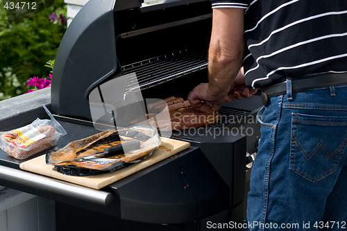 Image of Barbequeing