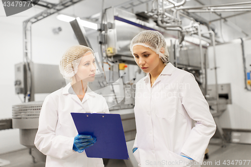 Image of women technologists at ice cream factory