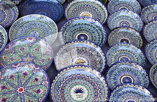 Image of Ceramic dishware, Uzbekistan