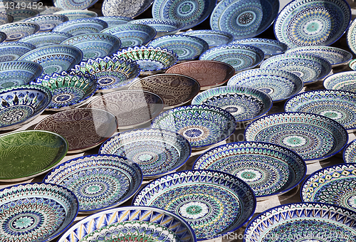 Image of Ceramic dishware, Uzbekistan