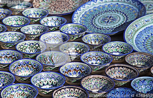 Image of Ceramic dishware, Uzbekistan