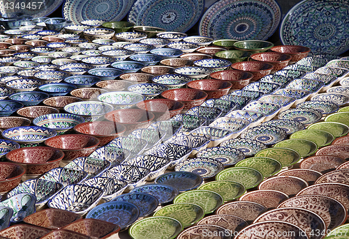 Image of Ceramic dishware, Uzbekistan