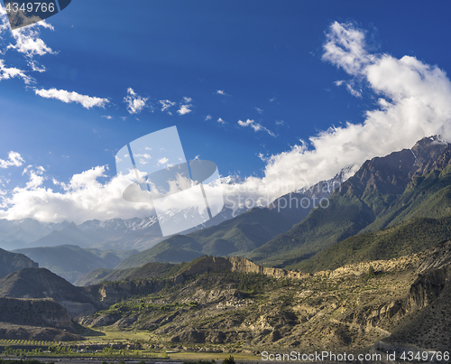 Image of Nilgiri and Tilicho Himal view on the way to Jomsom