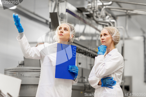 Image of women technologists at ice cream factory