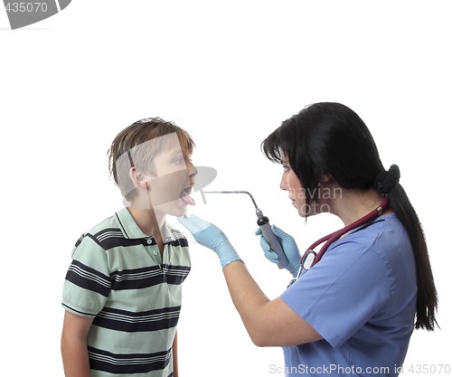 Image of Doctor using bent arm illuminator