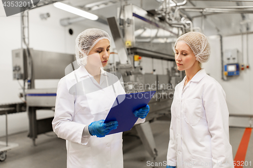 Image of women technologists at ice cream factory