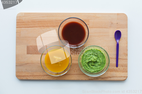 Image of vegetable puree or baby food in glass bowls