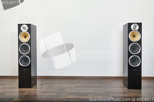 Image of Hi-fi Speaker Pair