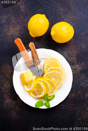 Image of lemons