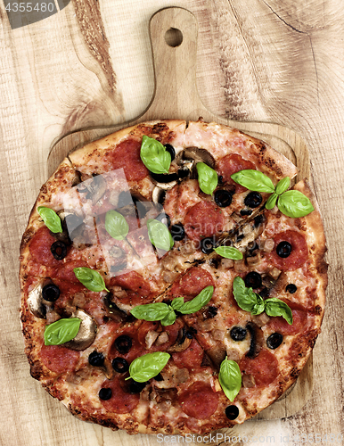 Image of Pepperoni and Mushrooms Pizza