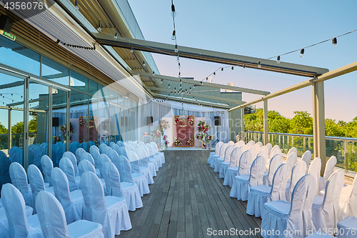 Image of Arch for the wedding ceremony.