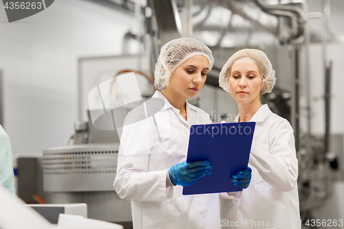 Image of women technologists at ice cream factory