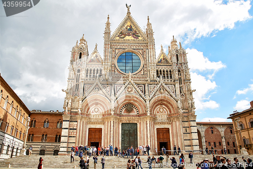 Image of Santa Maria Assunta Cathedral in Siena, Italy