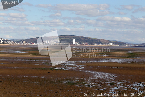 Image of Swansea bay at low tide