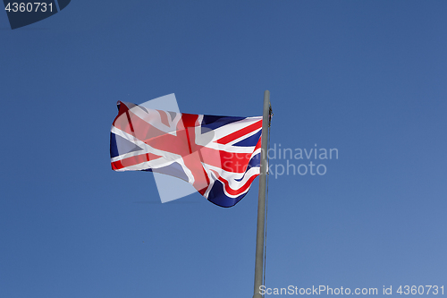 Image of UK flag on a flagpole